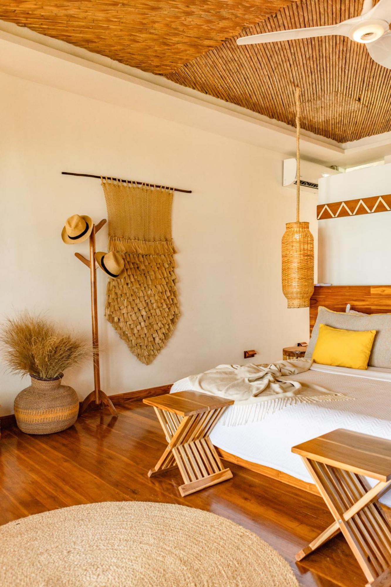 Yemaya Reefs, A Small Luxury Hotel Corn Island Exterior foto